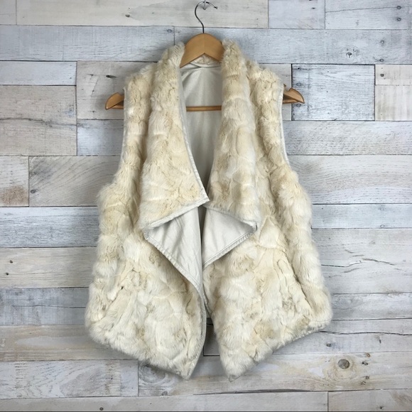 Kut from the Kloth Cream Faux Fur Drape Vest Small - Picture 2 of 6
